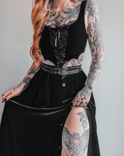 Restyle BATWING LACE UP CROP TOP