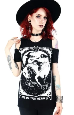 Restyle Black cold shoulder withes T-shirt Me in Ten Years