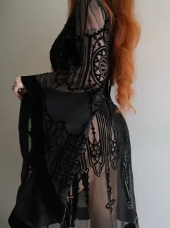 Restyle CATHEDRALIS SHEER ROBE