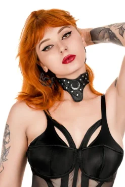 Restyle COLLAR MOON HARNESS hoof shaped choker