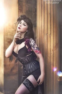 Restyle gothic corset, hourglass shape, sturdy 