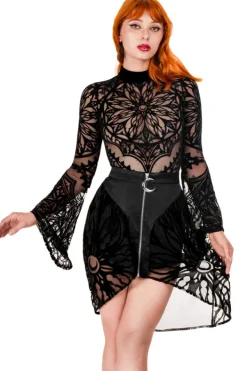 Restyle Grand Rose Floaty Skirt Cathedral Rosette, skirt with a veil