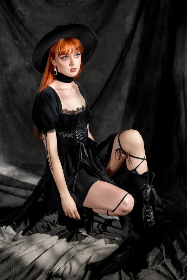 Restyle WILD INCANTATIONS MAXI DRESS