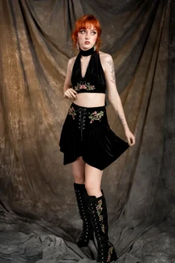 Restyle WOODLAND BLOOM HALTERNECK TOP